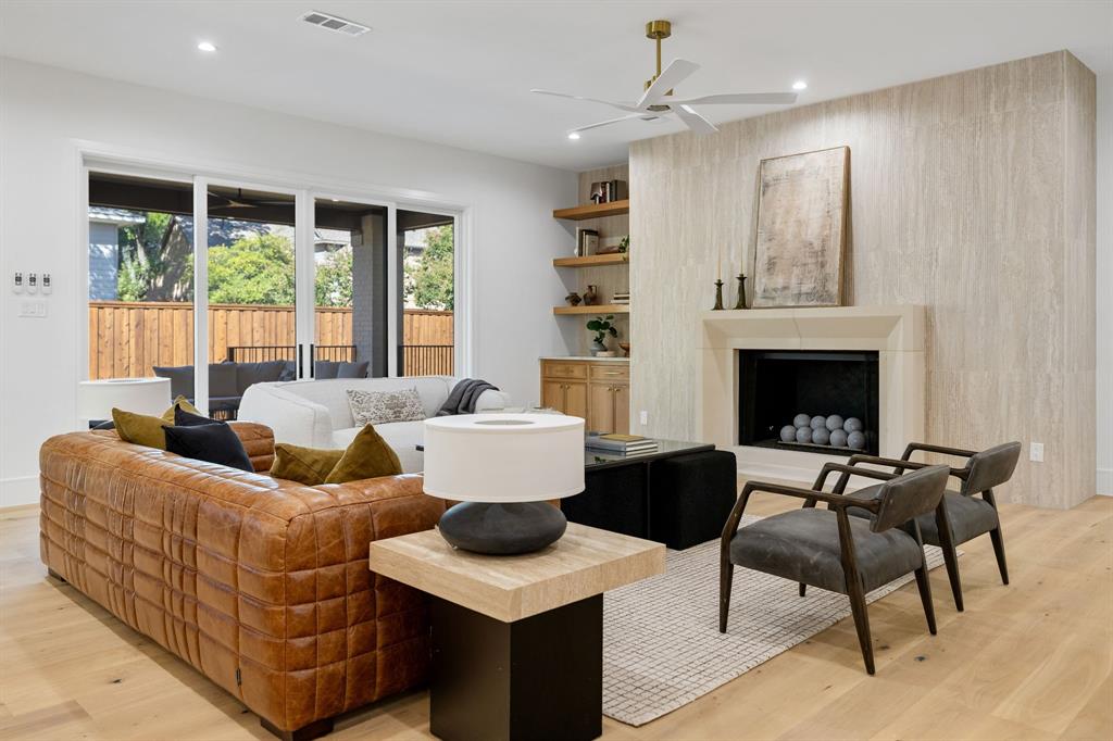 12515 Planters Glen Drive