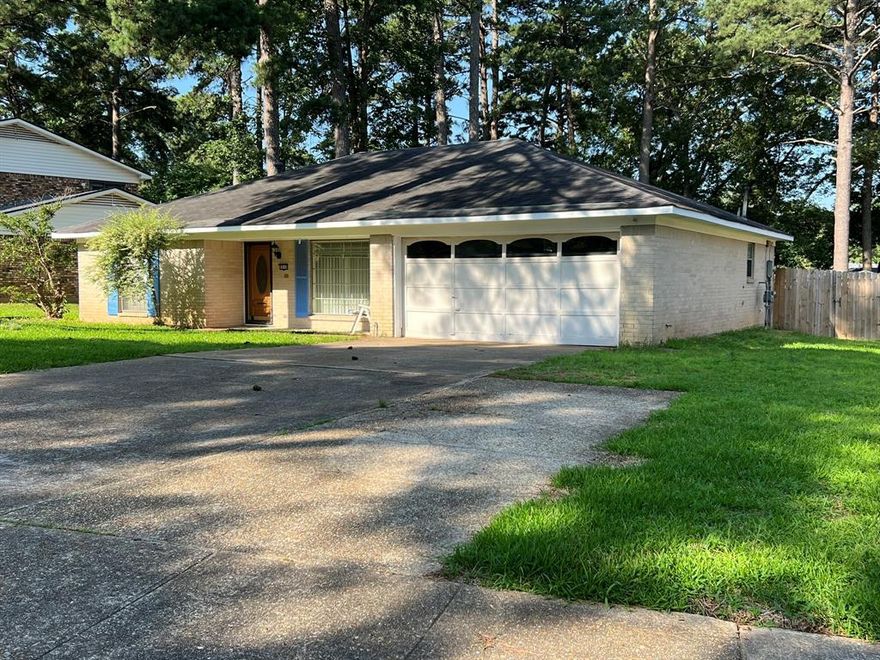 3 Bedroom, 2 Bath home located in Pine Forest Subdivision, in South Shreveport, very convenient to 3132.  New Carpet, New Roof, Fresh paint throughout, New dishwasher has been installed as well as new washer connections in laundry room, New kitchen sink faucet,  New toilets in both bathrooms, AC is still under warranty.  All air ducts and unit cleaned and sanitized.  Large backyard with lots of shade.
