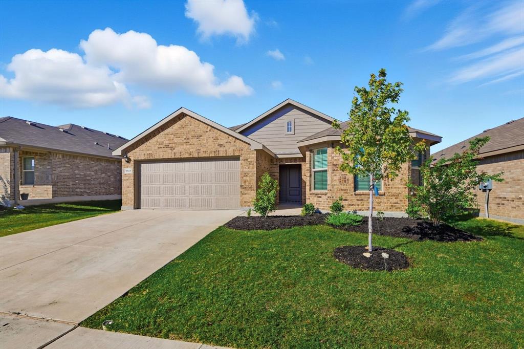 9521 Golden Summit Drive