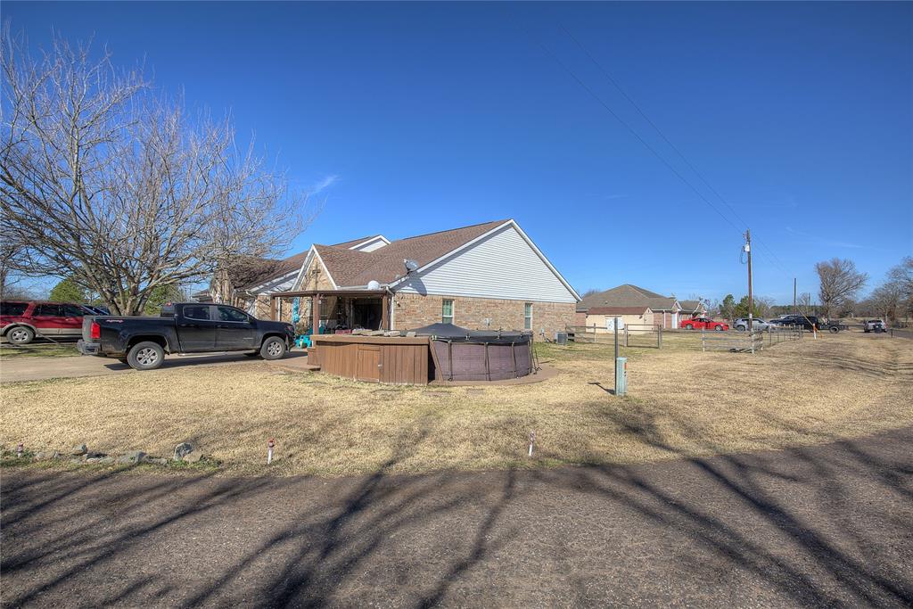 659 & 661 County Road 4116