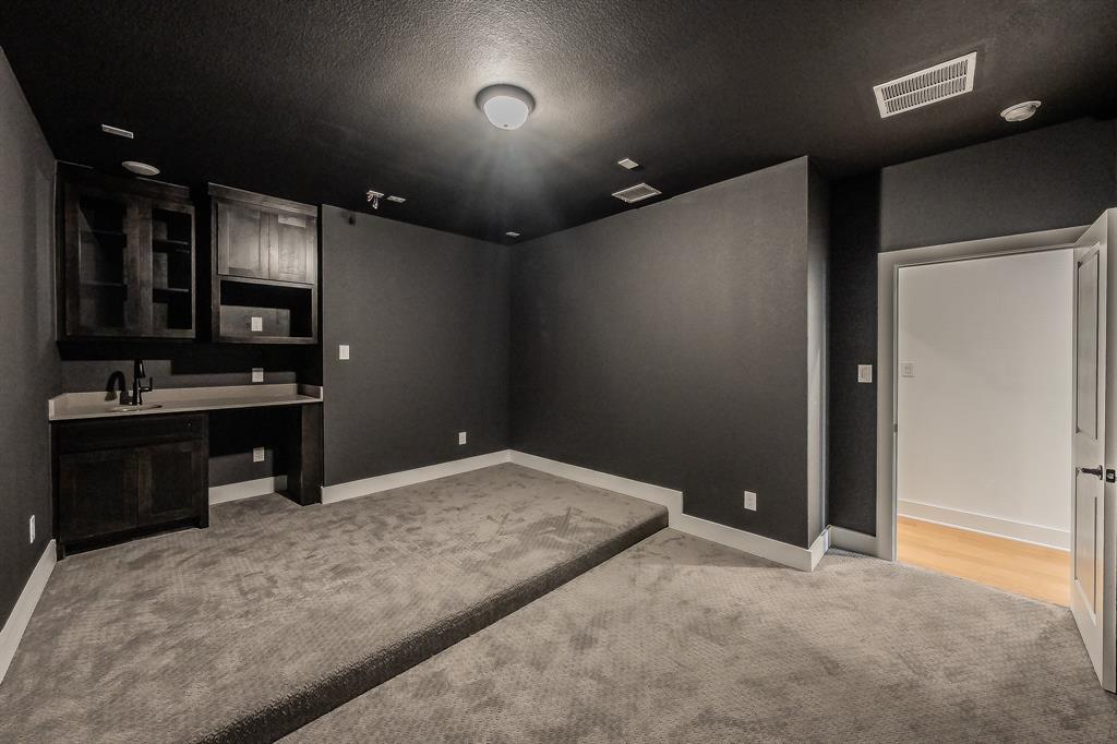 Broadmoor Add - Residential