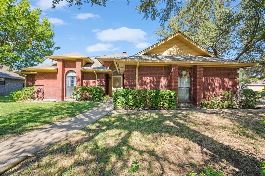 Very nicely landscaped and well maintained house located on a corner lot for a little extra privacy. A brand new roof coming in October 2025, with solar panels that are already paid off and ready for their new owner. This house features walk in closets through out every bedroom! A jetted tub in the primary bathroom, for maximum relaxation after a long days work. The oversized dining area ensures that you will never be elbow to elbow during those family get togethers. The backyard has a lovely gazebo and a lot of flowers to enjoy while you are having your early morning coffee or while watching that sunset. Come make this house, your home!