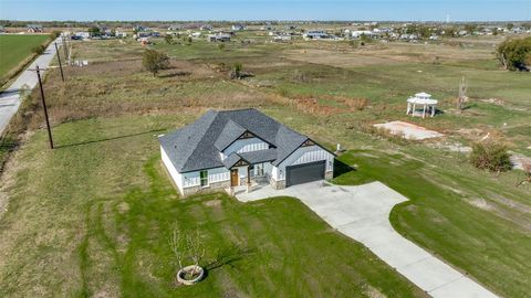 A home in Valley View