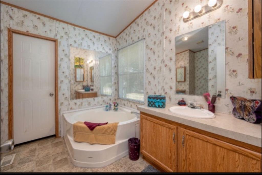 D E W BABB - Residential