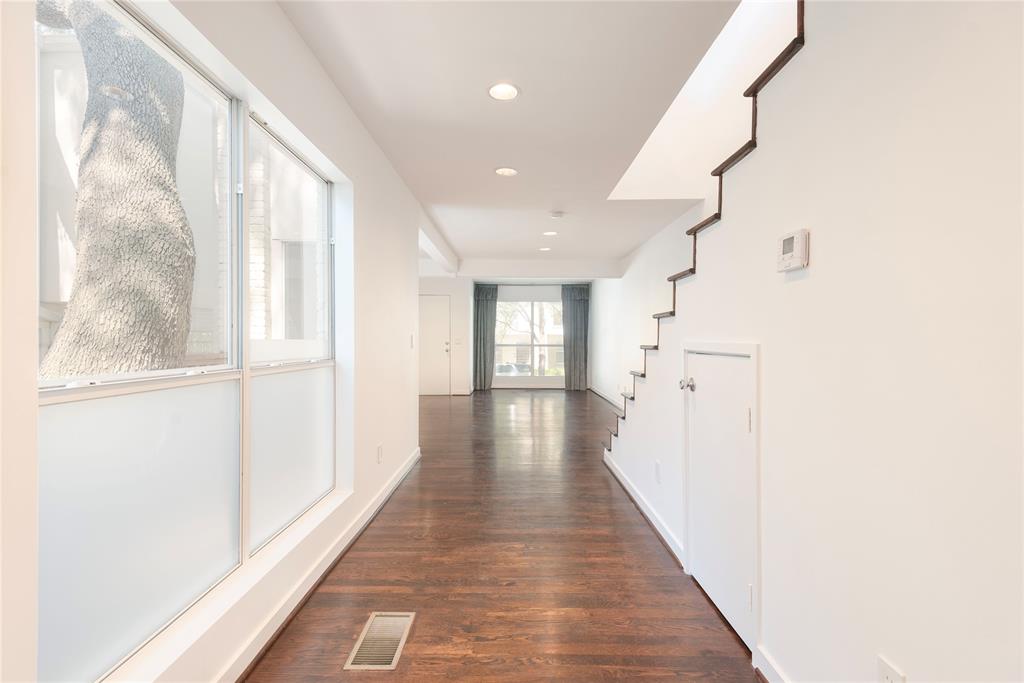 Travis Street Condo 4122 - Residential