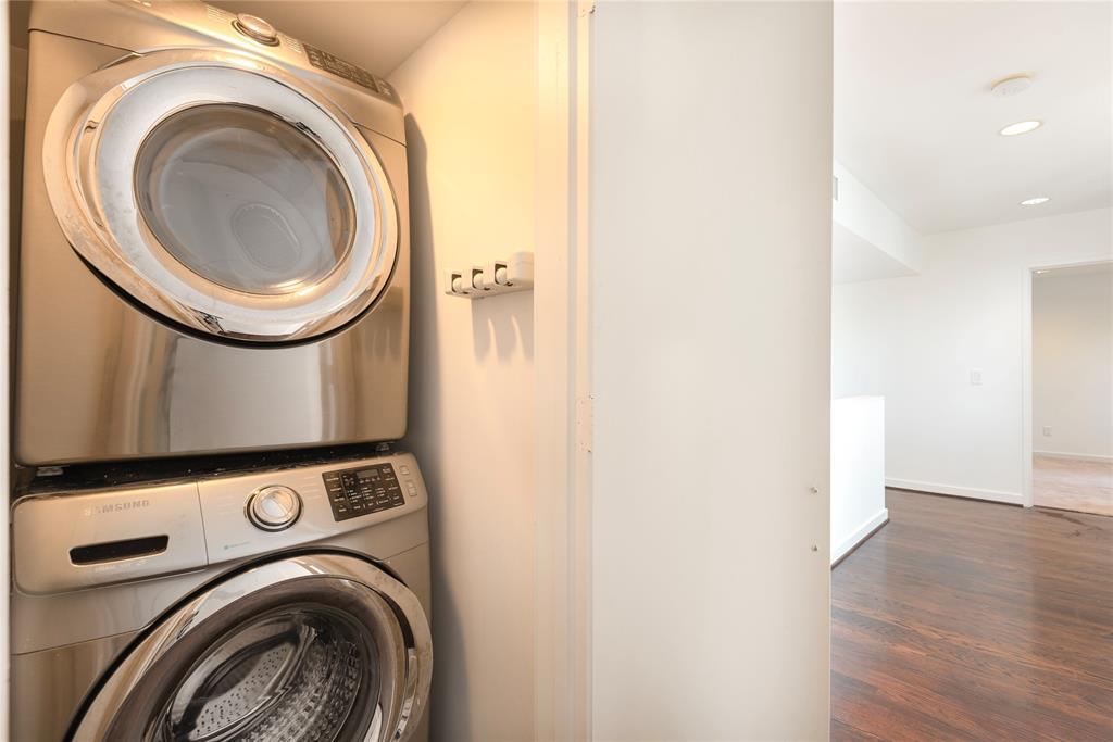 Travis Street Condo 4122 - Residential