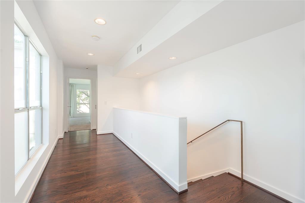 Travis Street Condo 4122 - Residential
