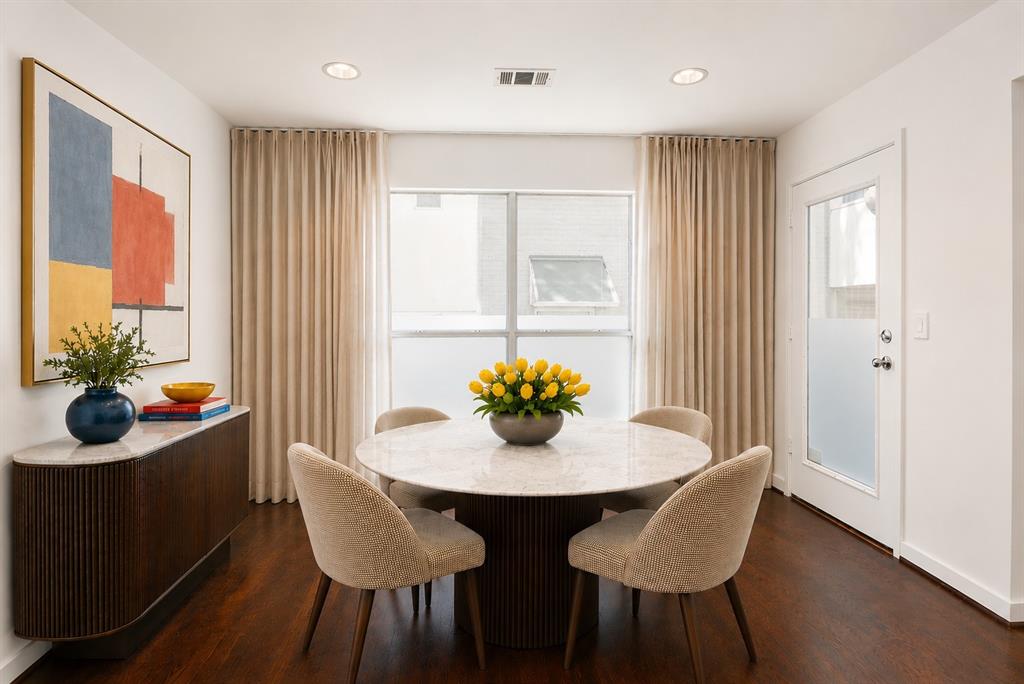 Travis Street Condo 4122 - Residential