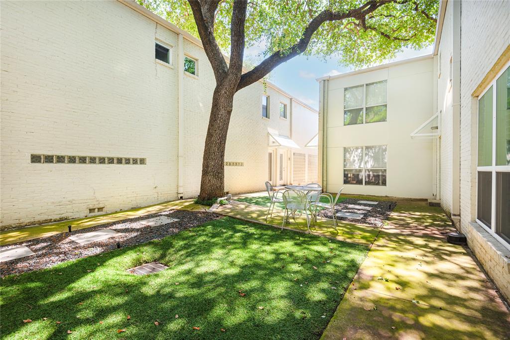 Travis Street Condo 4122 - Residential