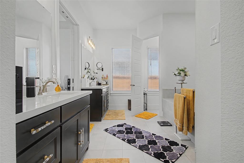 Devonshire Village 13b - Residential