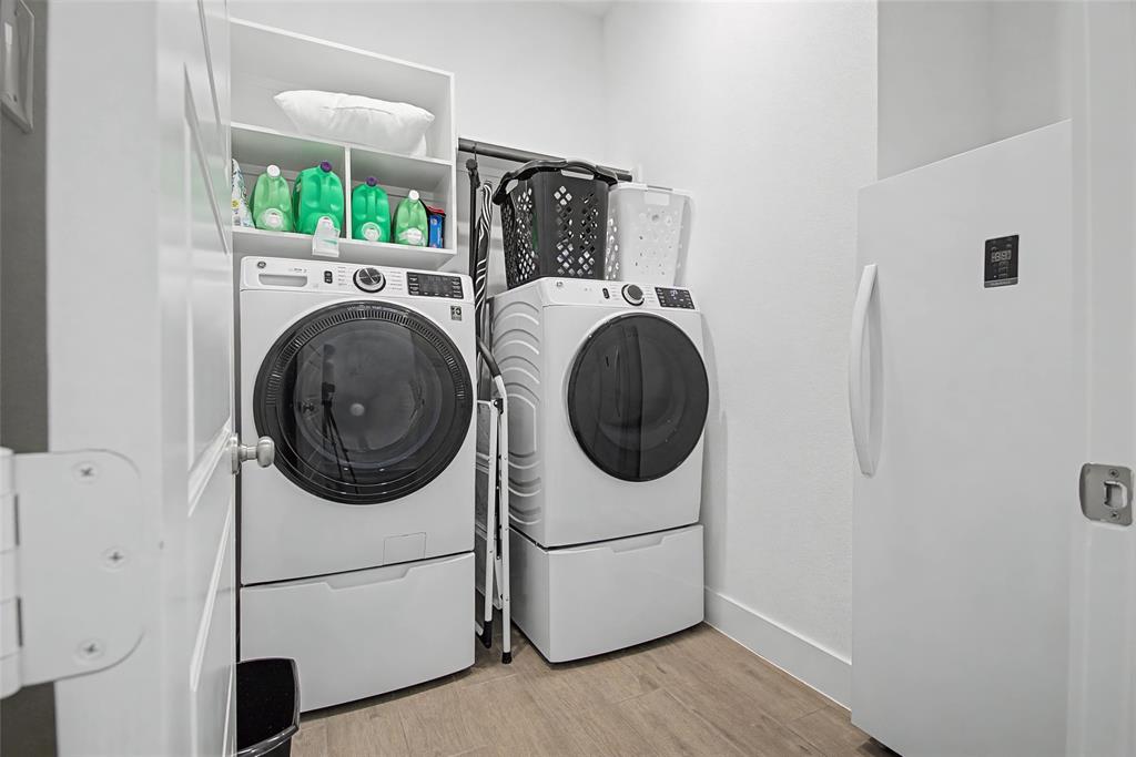 Devonshire Village 13b - Residential