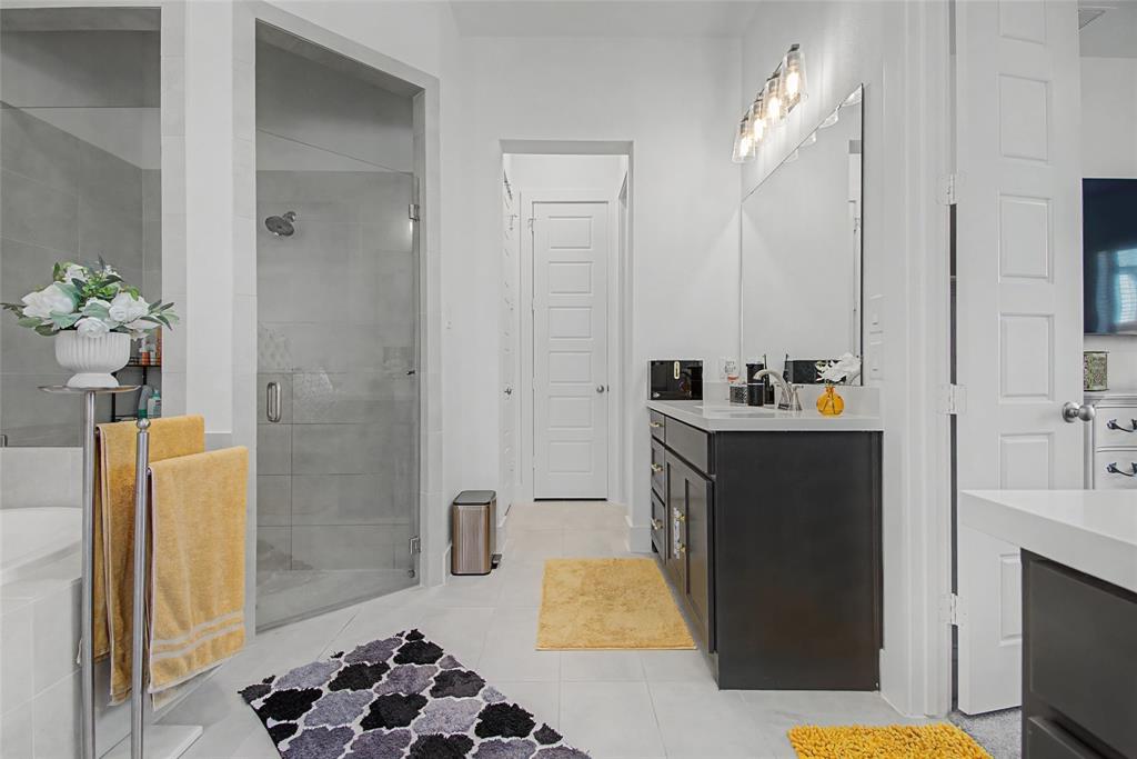 Devonshire Village 13b - Residential