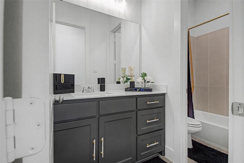 Devonshire Village 13b - Residential