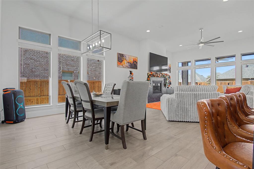 1220 Whitecliff Drive