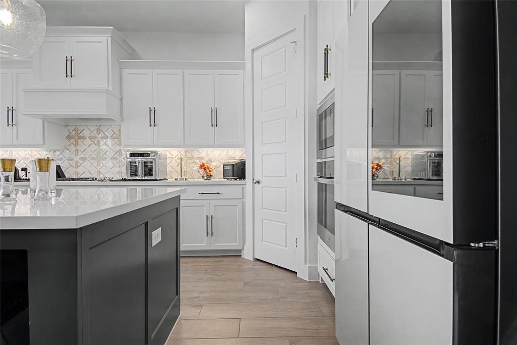 Devonshire Village 13b - Residential