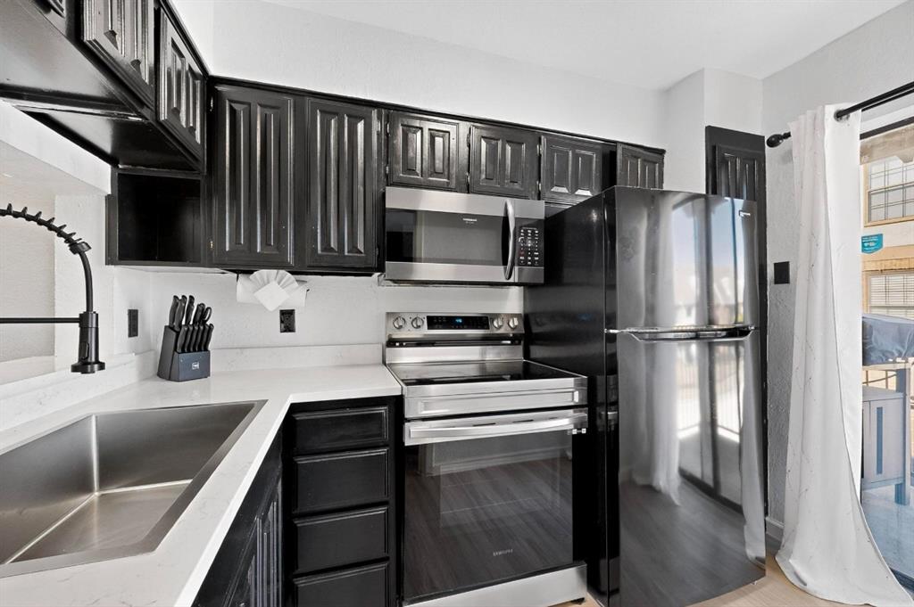 336 Melrose Drive 23A