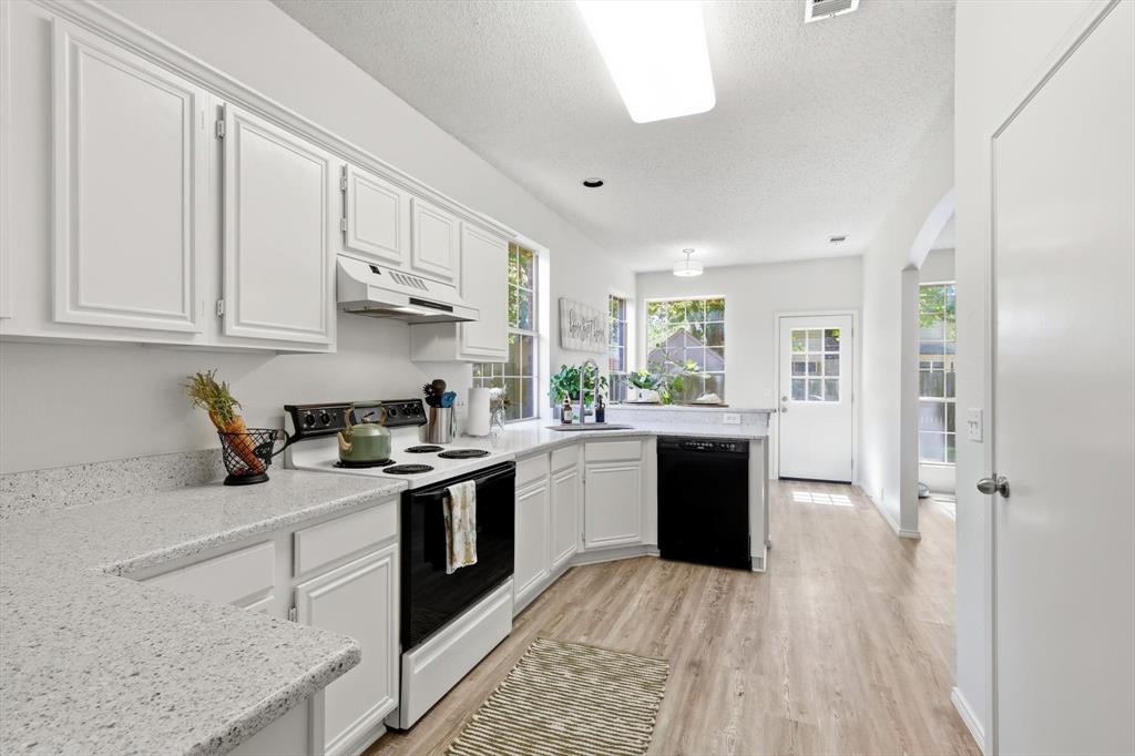 Pinnacle At High Pointe - Residential