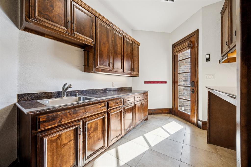 Manors At Waterford The - Residential