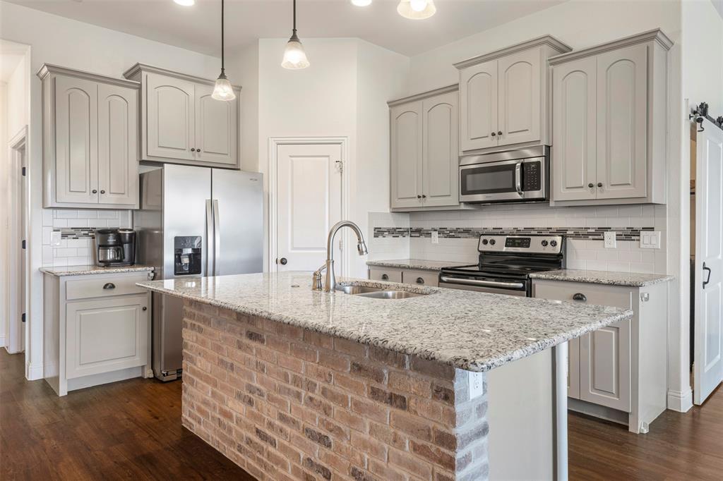 4012 Kensington Drive