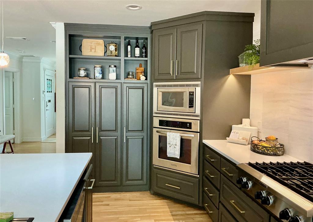 416 W College Street