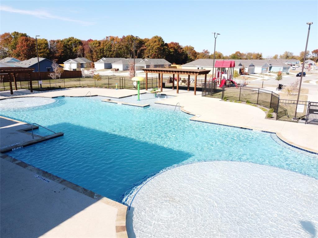 Tillage Farms Ph 1 - Residential Lease