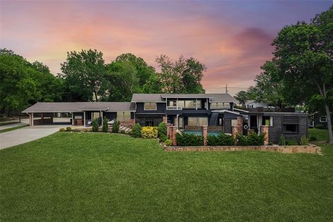 Photo of 1303 S Alamo Road, Rockwall, TX 75087 (MLS # 21245300)