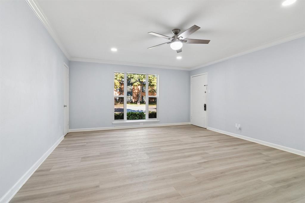 University Place Condo - Residential