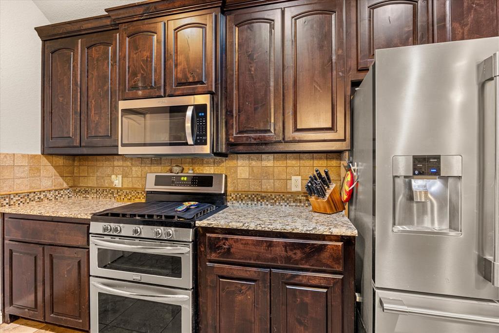 Ashley Oaks - Residential