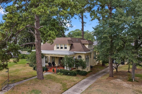 Photo of 840 Monrovia Street, Shreveport, LA 71106 (MLS # 21401051)
