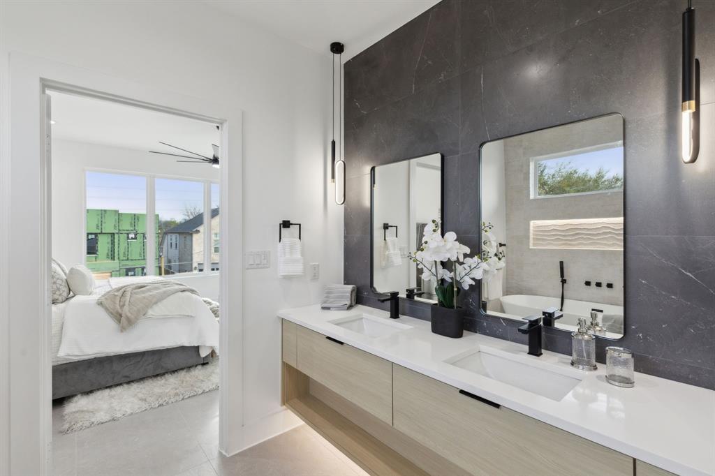 ROOSEVELT MANOR 2ND INST - Residential