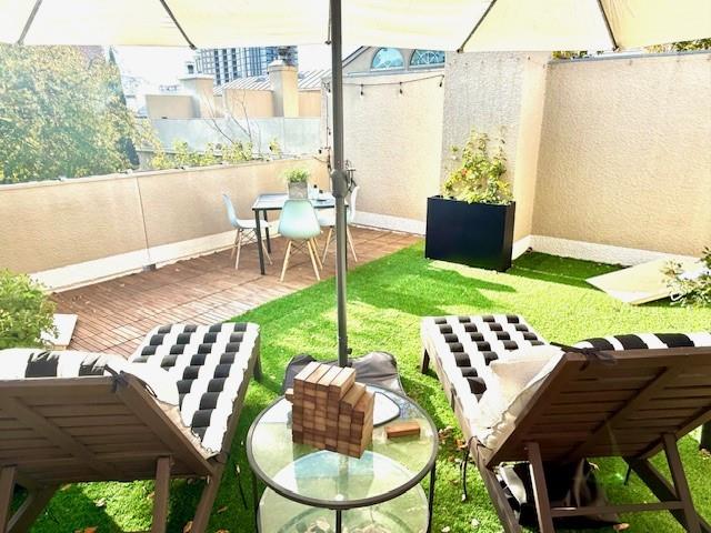 Sale St Twnhms - Residential