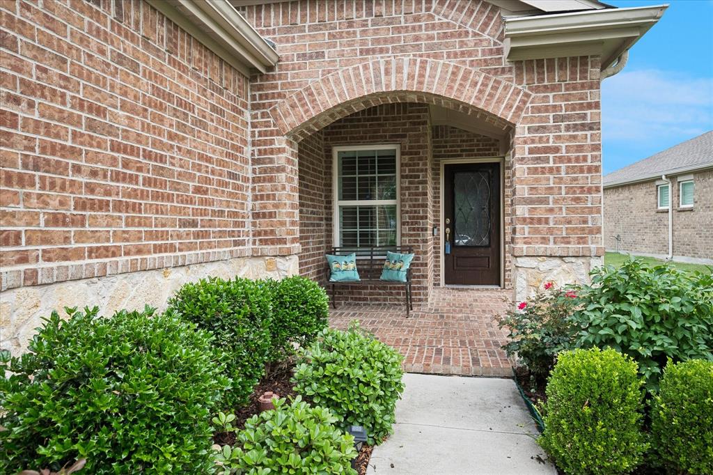 2306 Feathering Drive