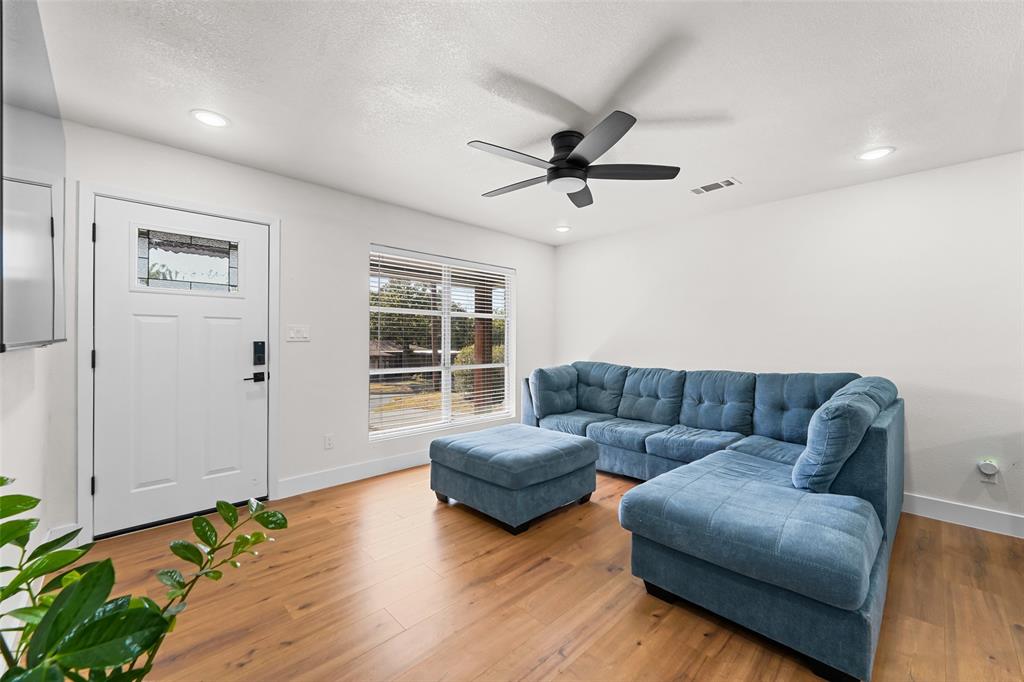 1905 Jacqueline Drive