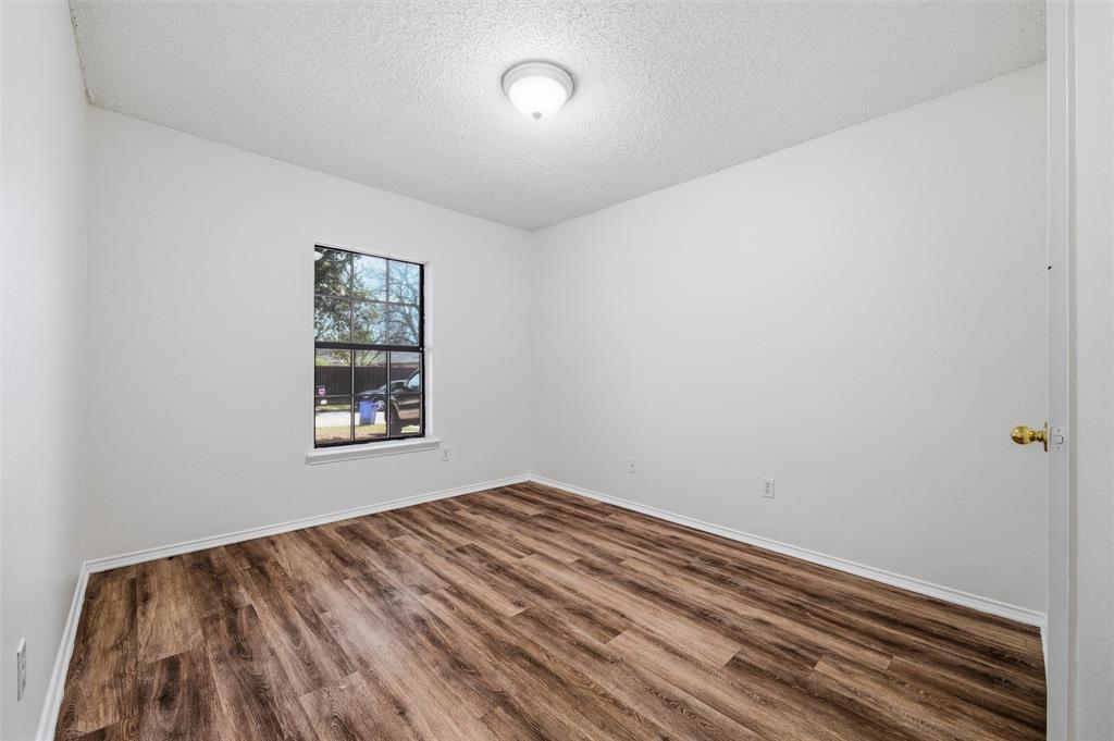 Oak Hollow Grand Prairie - Residential