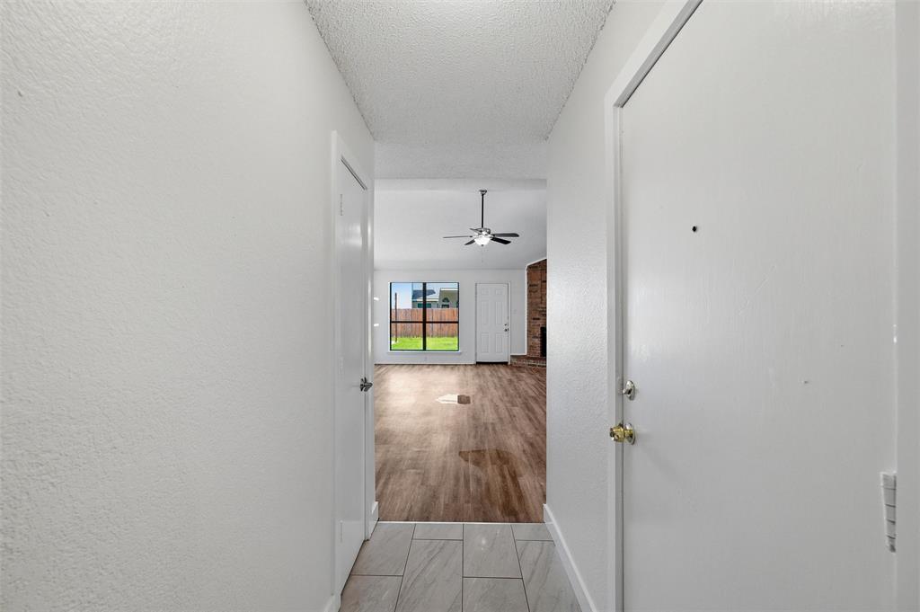 Oak Hollow Grand Prairie - Residential