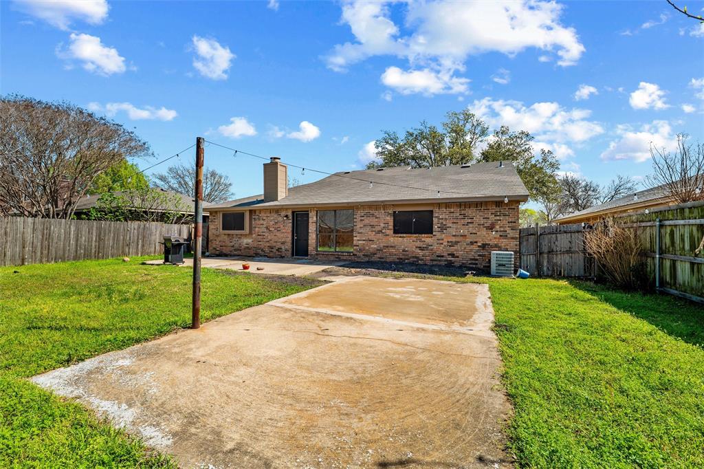 Oak Hollow Grand Prairie - Residential