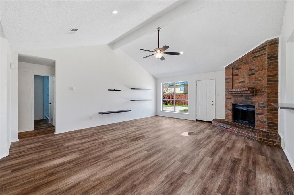 Oak Hollow Grand Prairie - Residential