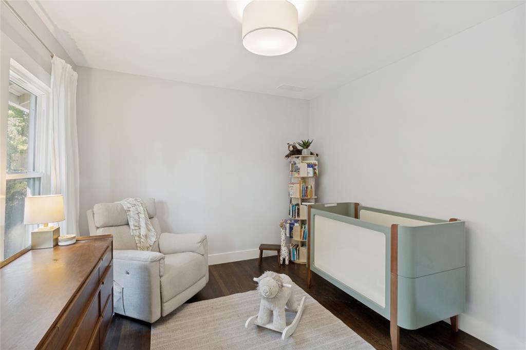 Mount Auburn - Residential