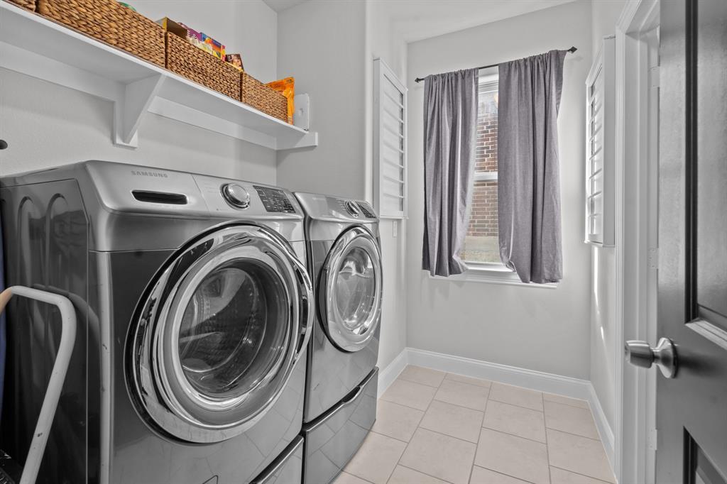 Hills Of Windridge The - Residential