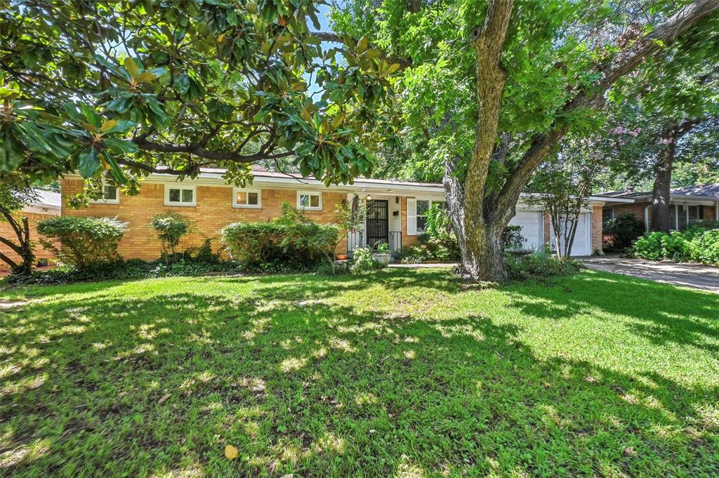 1514 Azalea Drive