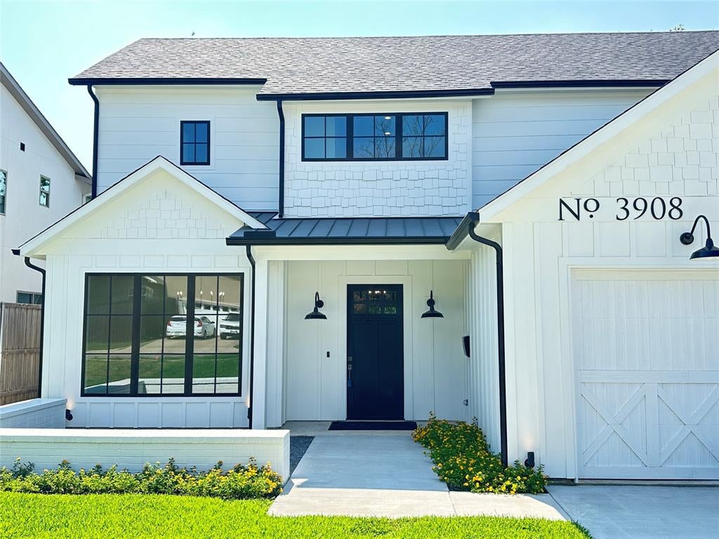 3908 Rochelle Drive