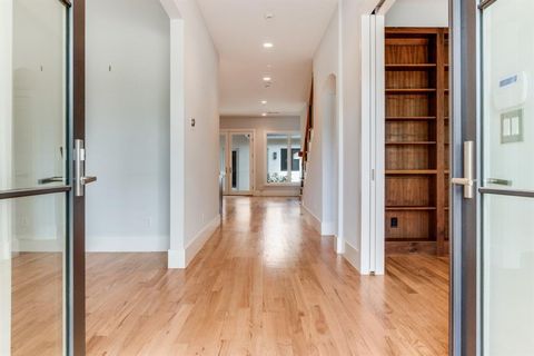 Tiny photo for 4652 Livingston Avenue, Highland Park, TX 75209 (MLS # 21232546)