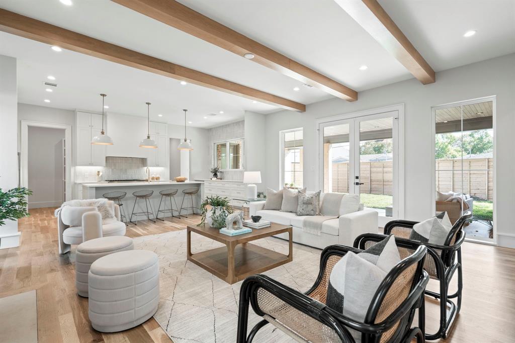 8812 Lanarkshire Drive