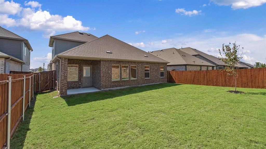 10021 Silver Nugget Street