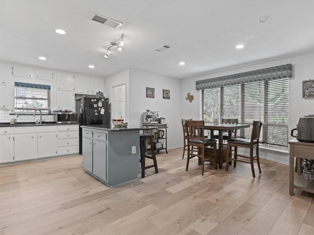 2920 Tangle Oaks Court