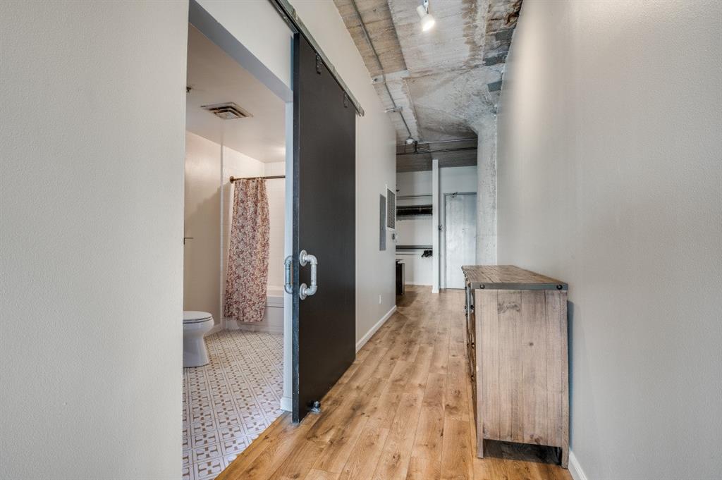 Soco Urban Loft Condo - Residential Lease