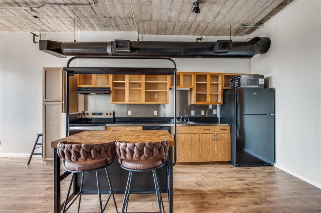 Soco Urban Loft Condo - Residential Lease