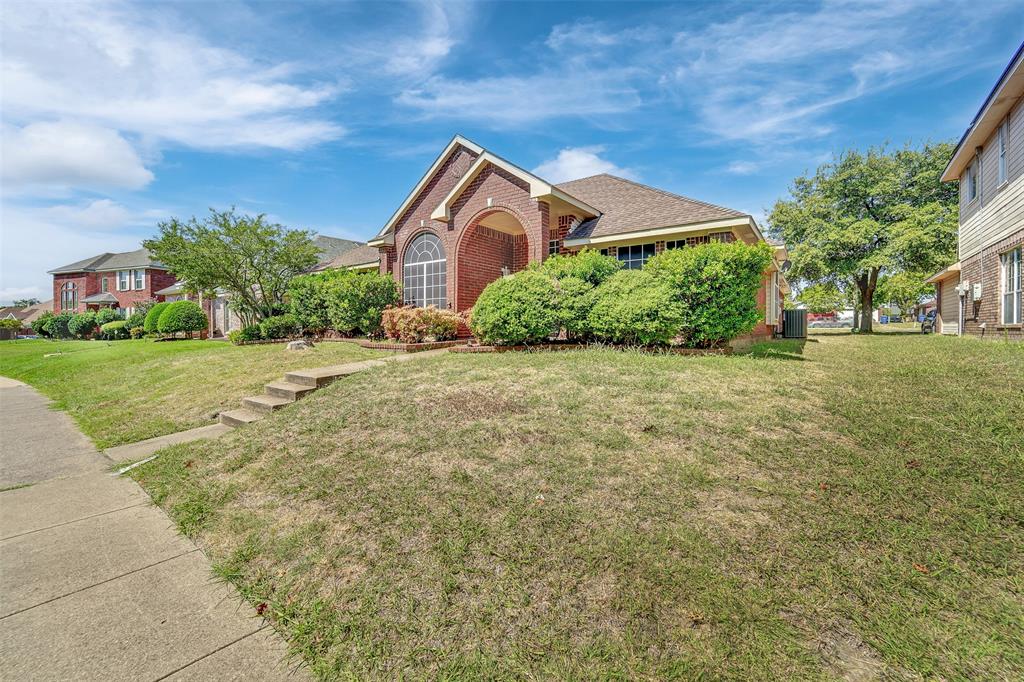 4001 Arrowcrest Lane