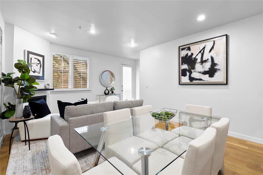 3922 Gilbert Avenue 115