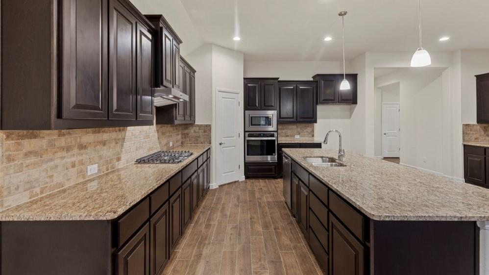 10424 SUNSET SHORE Drive